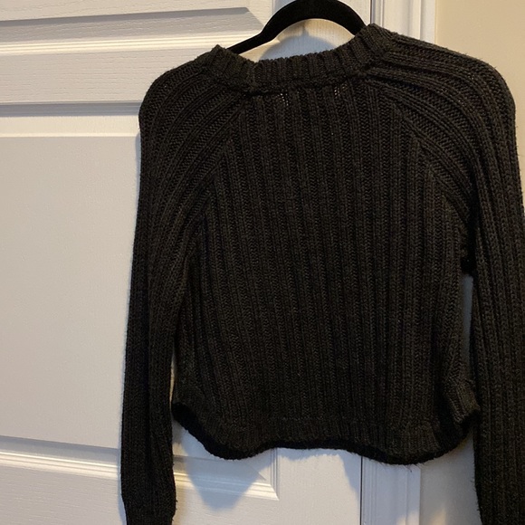 🎉2/$20 warm grey sweater - Picture 3 of 3